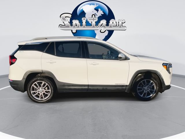 Used 2022 GMC Terrain SLT image 10