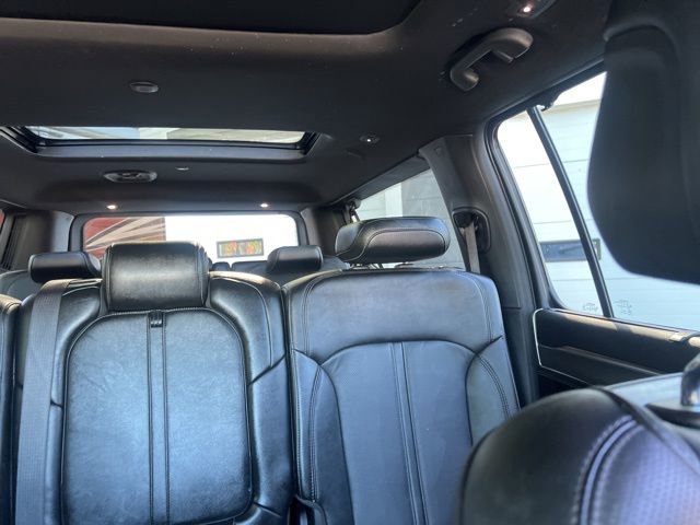 Used 2023 Jeep Wagoneer L Series II w/ Convenience Group I AWD/4WD image 21