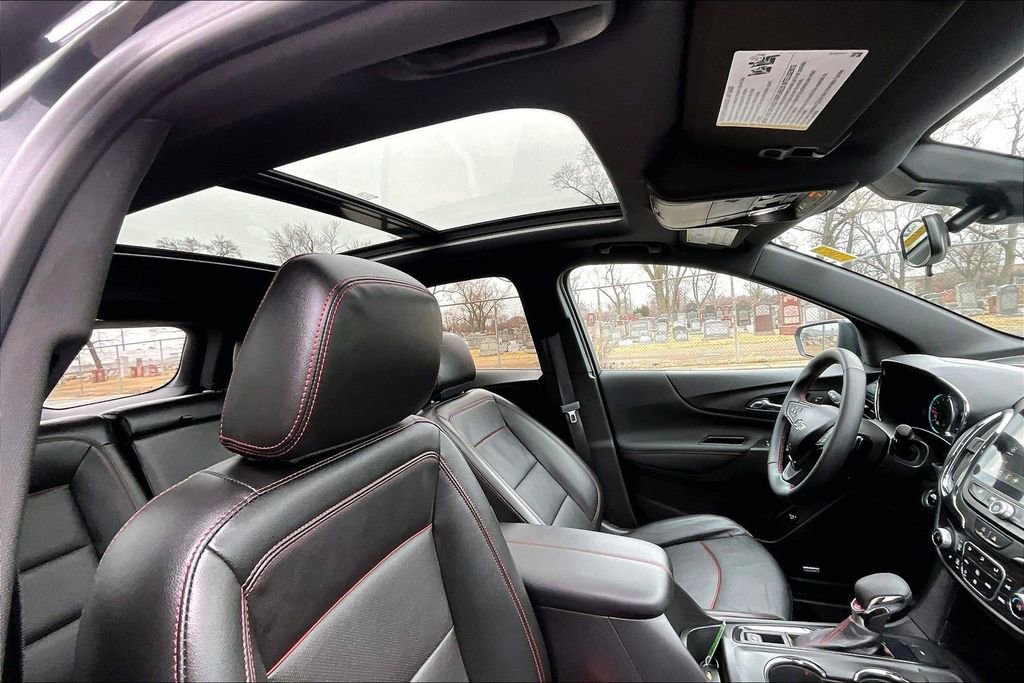 Used 2023 Chevrolet Equinox RS w/ RS Leather Package image 21