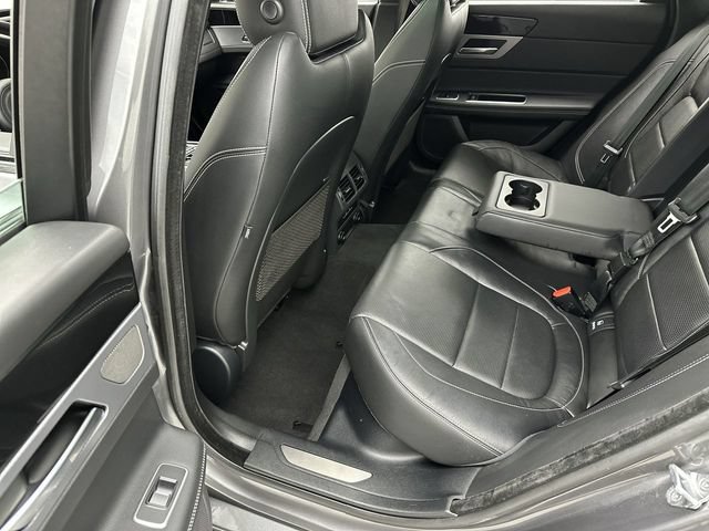 Used 2017 Jaguar XF R-Sport AWD/4WD image 23