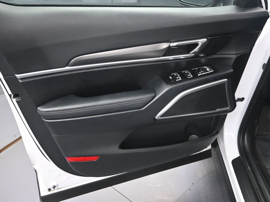 Certified 2024 Kia Telluride S w/ S Sunroof Package image 10