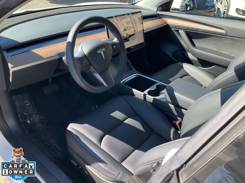 Used 2023 Tesla Model 3 Standard Range image 6