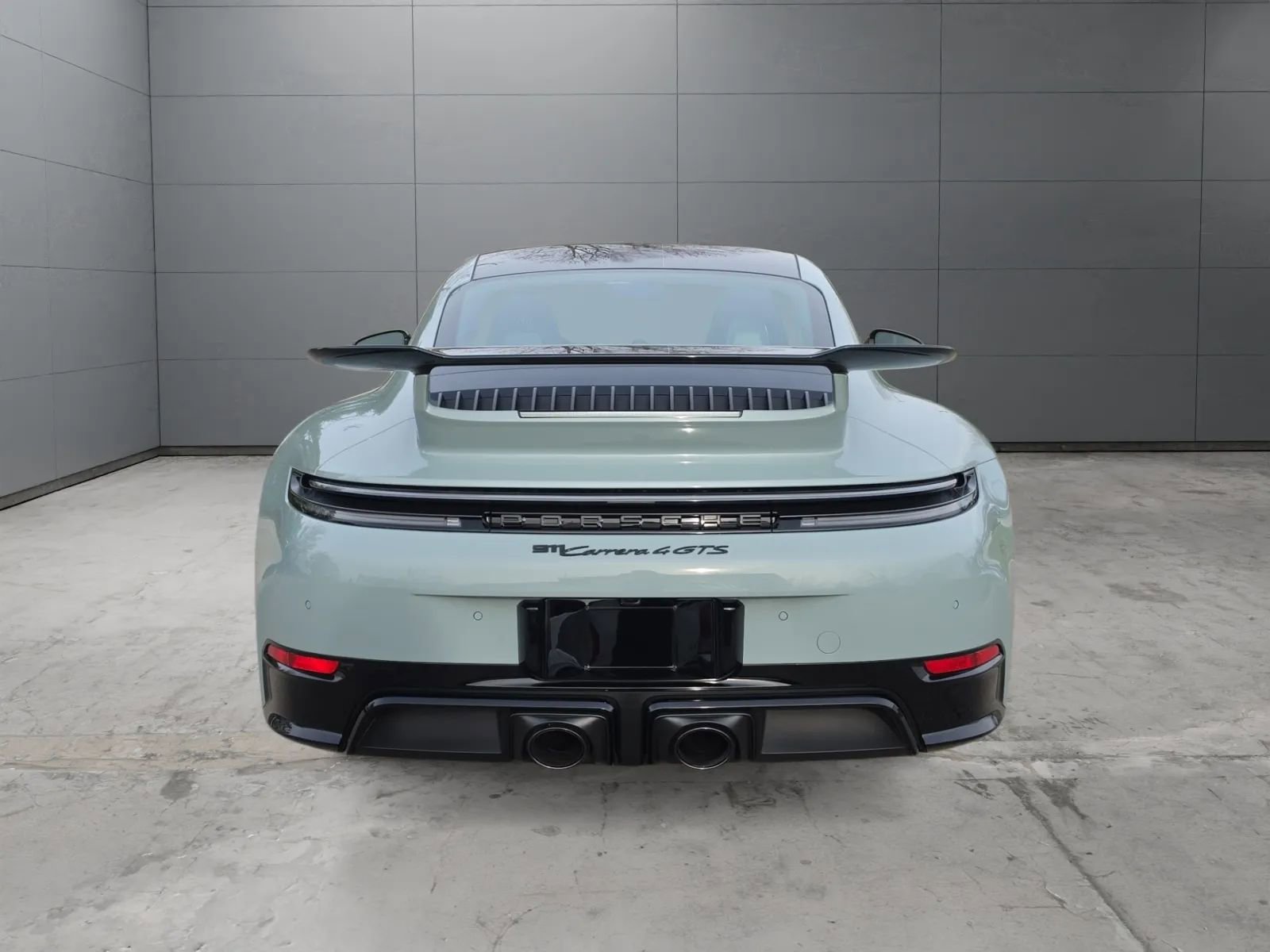 Used 2025 Porsche 911 Carrera 4 GTS image 4