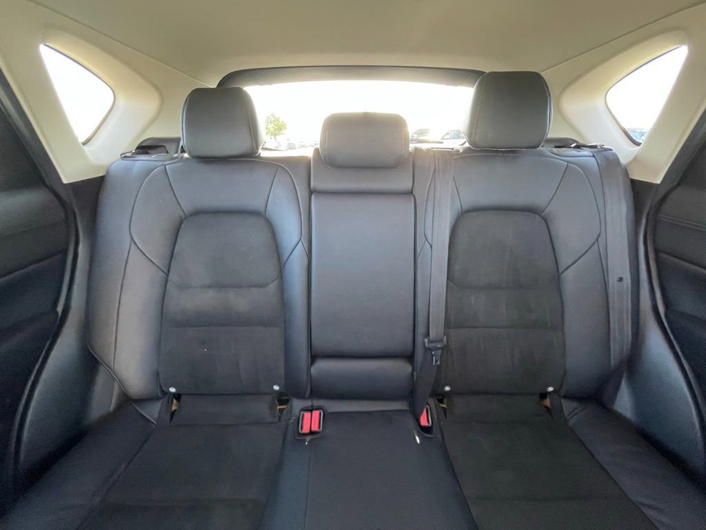 Used 2017 MAZDA CX-5 Touring image 29