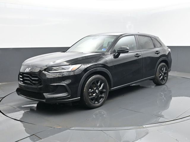 Used 2025 Honda HR-V Sport image 1
