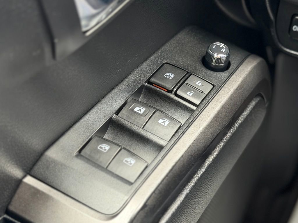 Used 2017 Toyota Tacoma TRD Off-Road w/ Tow Package image 20