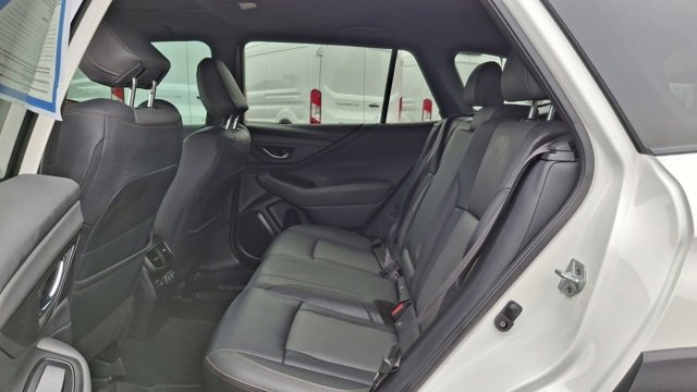 Used 2022 Subaru Outback Wilderness image 12
