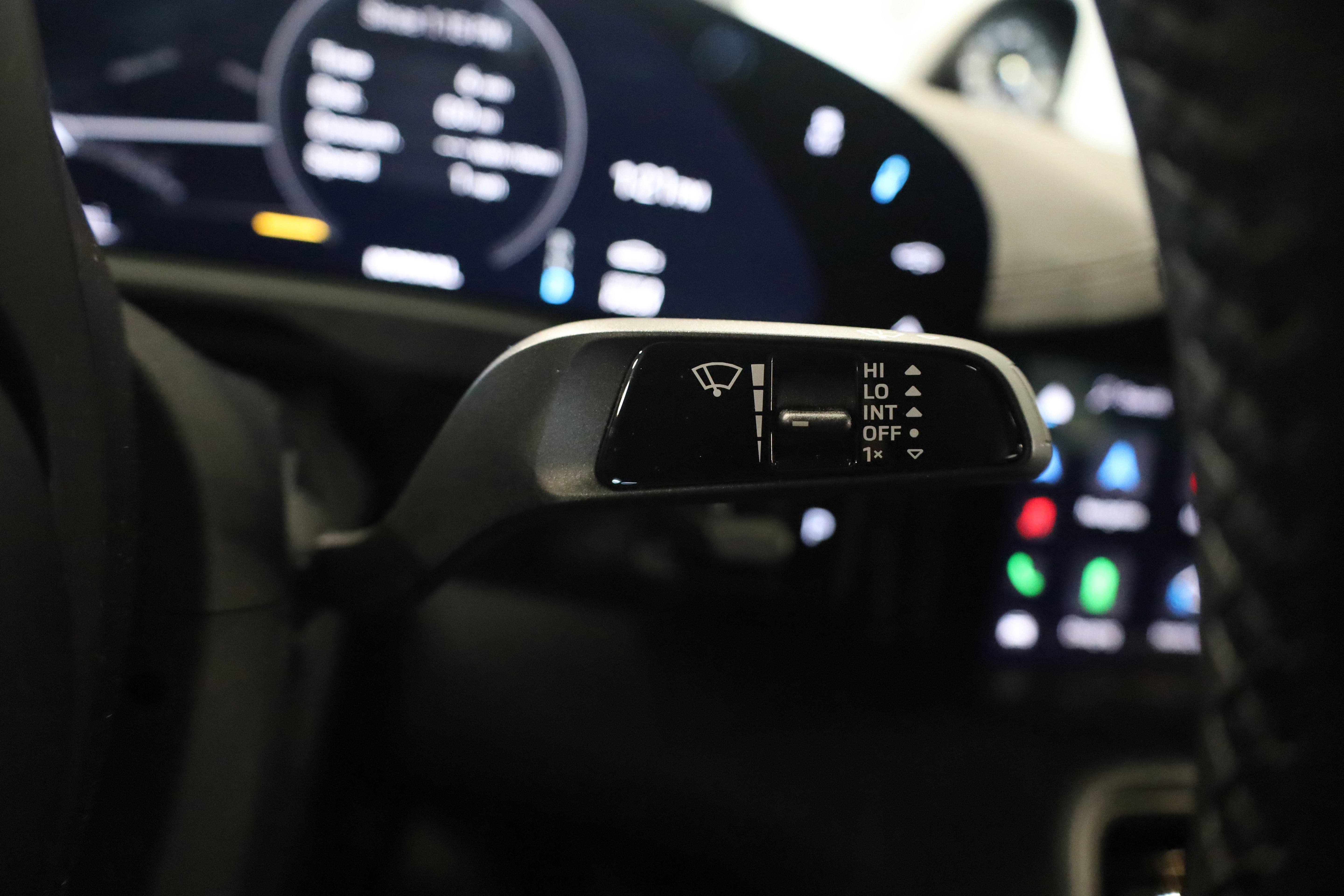 Used 2020 Porsche Taycan Turbo S image 22