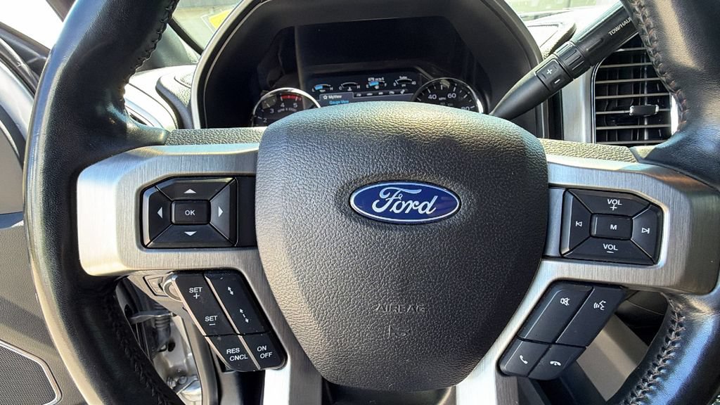 Used 2018 Ford F250 Platinum w/ Platinum Ultimate Package AWD/4WD image 16