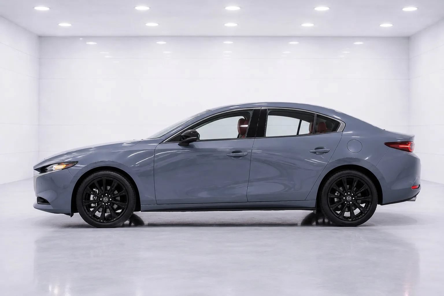 Used 2025 MAZDA MAZDA3 s AWD/4WD image 2