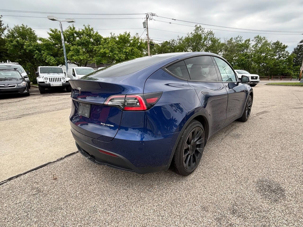 Used 2021 Tesla Model Y Long Range AWD/4WD image 5