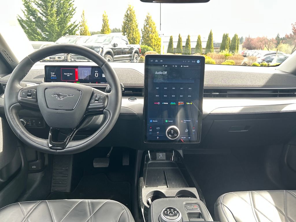 Used 2021 Ford Mustang Mach-E Select image 6