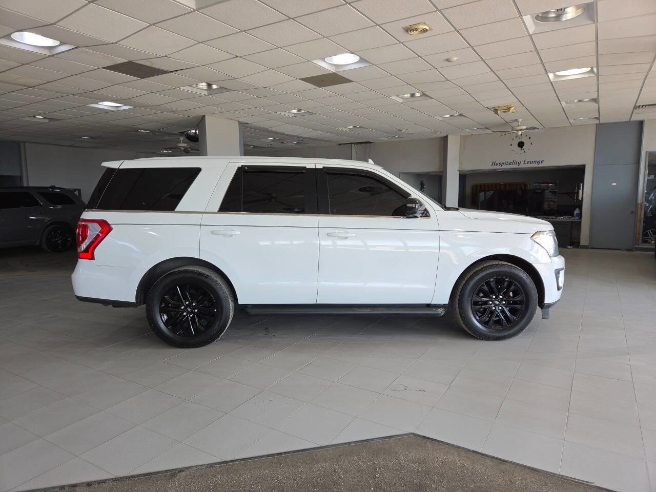 Used 2020 Ford Expedition XL AWD/4WD image 8