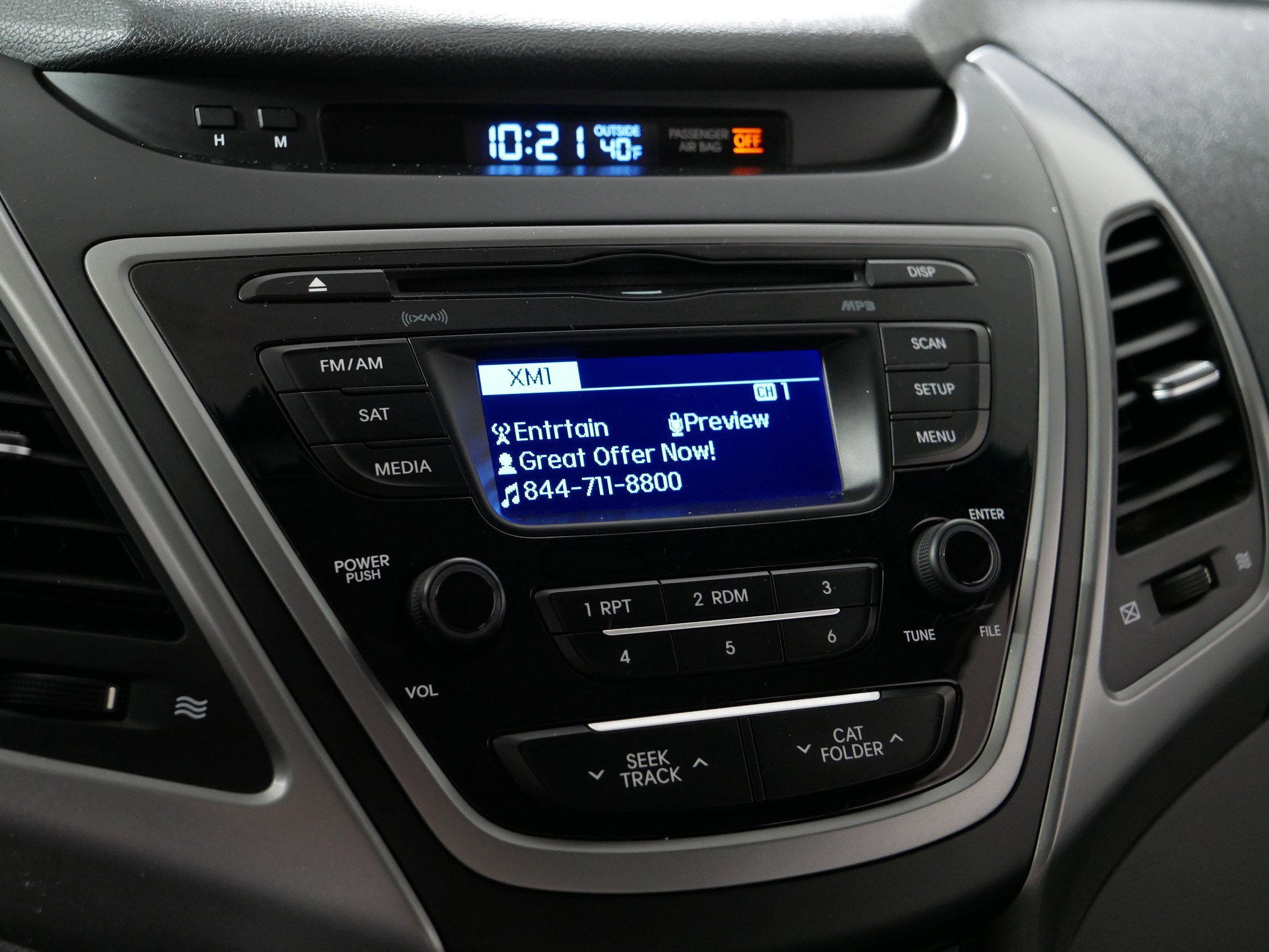 Used 2015 Hyundai Elantra SE FWD image 22