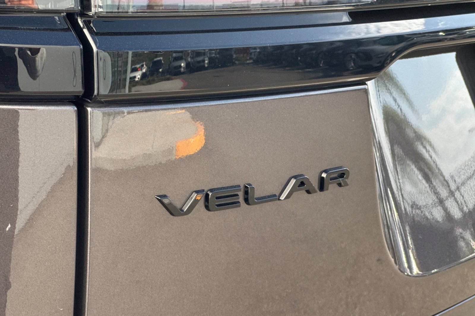 Certified 2026 Land Rover Range Rover Velar Dynamic SE AWD/4WD image 34