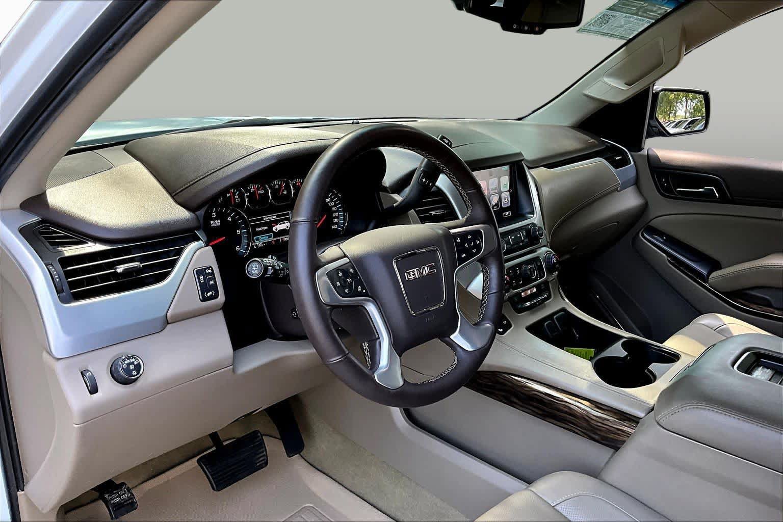 Used 2017 GMC Yukon SLT RWD image 17