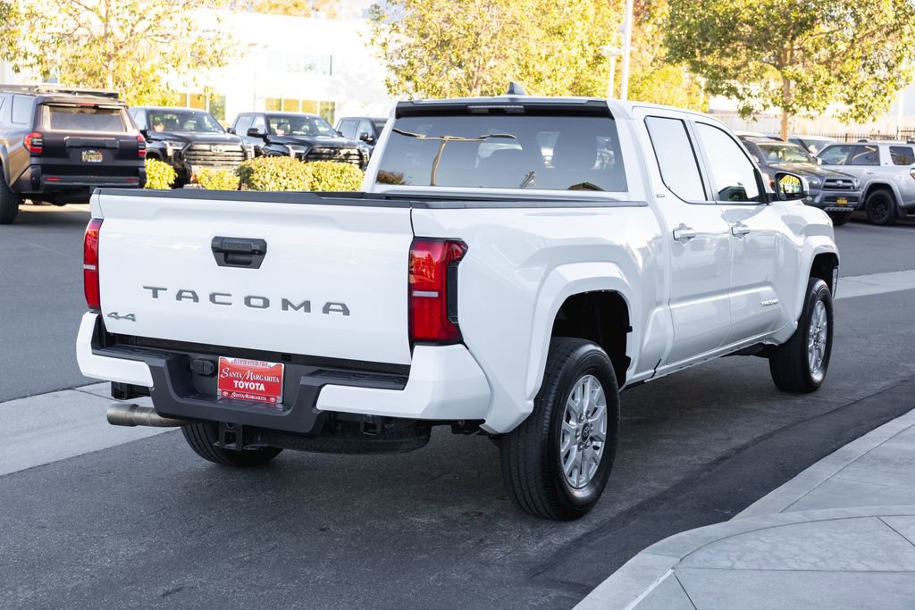 Used 2025 Toyota Tacoma SR5 image 5