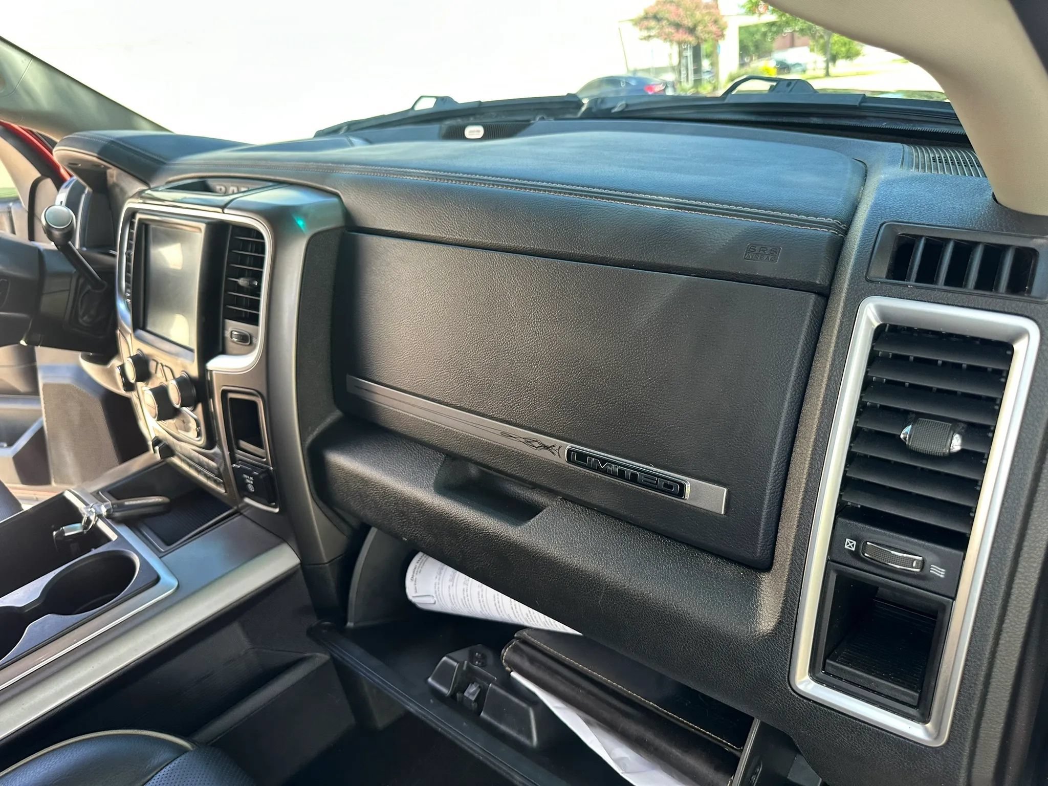 Used 2015 RAM 2500 Limited AWD/4WD image 34