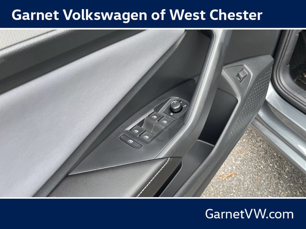New 2026 Volkswagen Jetta SE FWD image 5