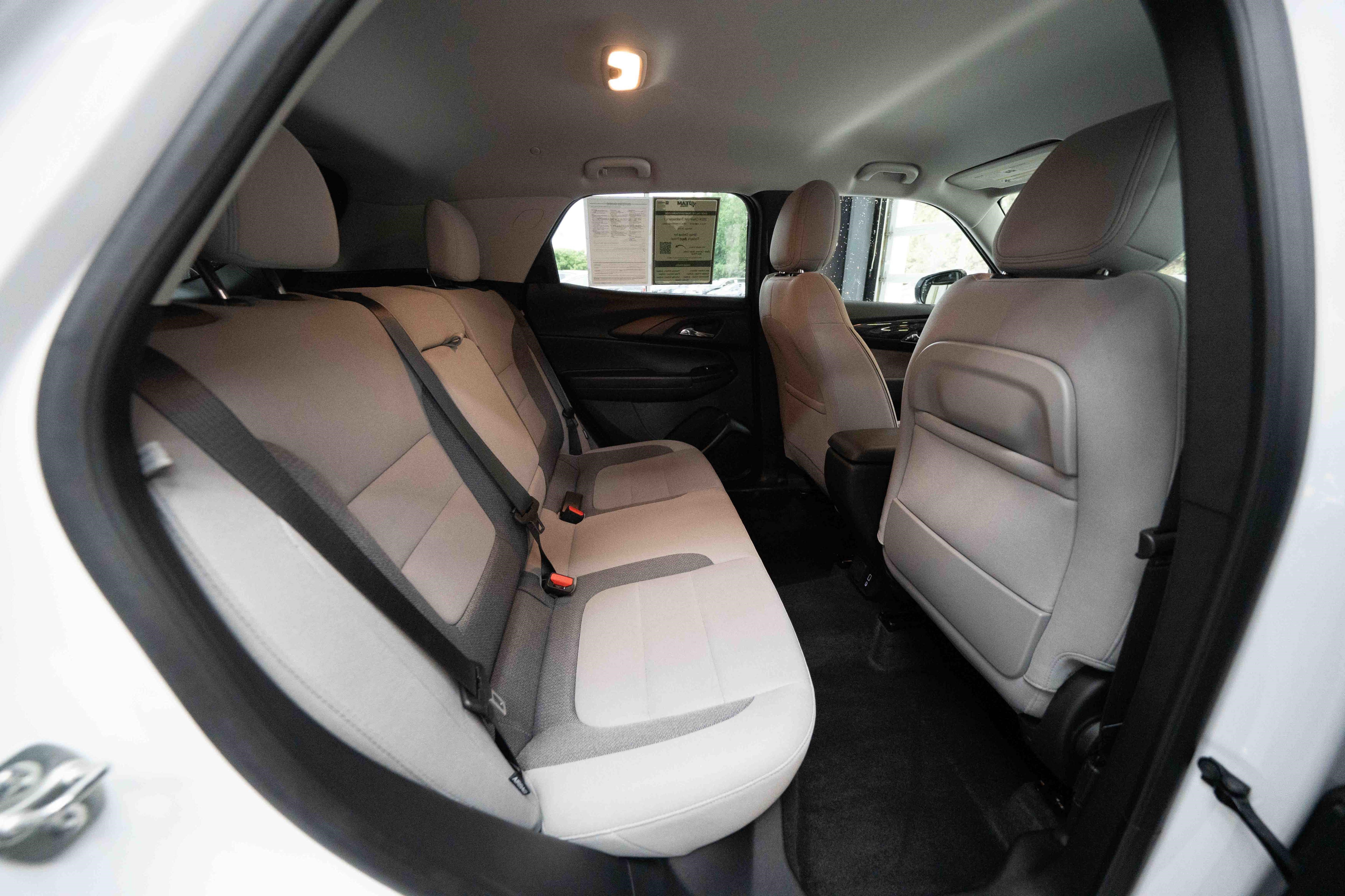 Used 2024 Chevrolet TrailBlazer LT w/ Convenience Package AWD/4WD image 25