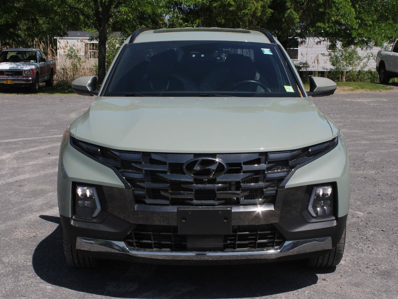 Used 2024 Hyundai Santa Cruz Limited AWD/4WD image 2