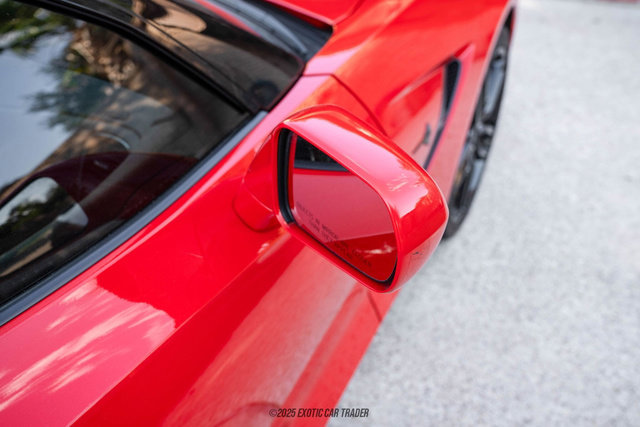 Used 2019 Chevrolet Corvette Stingray Coupe w/ Carbon Flash Badge Package image 88