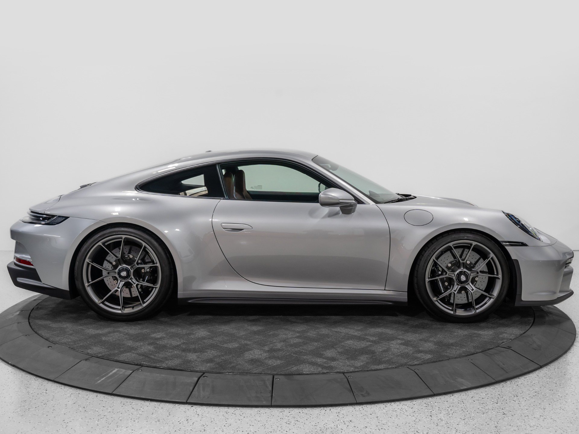Used 2024 Porsche 911 GT3 RWD image 10