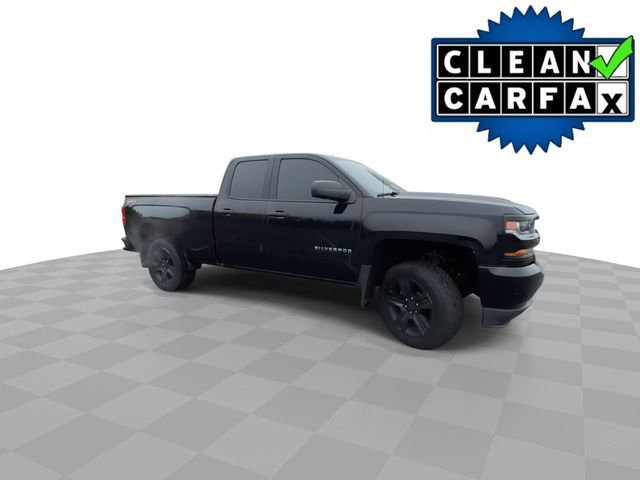 Used 2019 Chevrolet Silverado 1500 Custom w/ Custom Convenience Package image 2