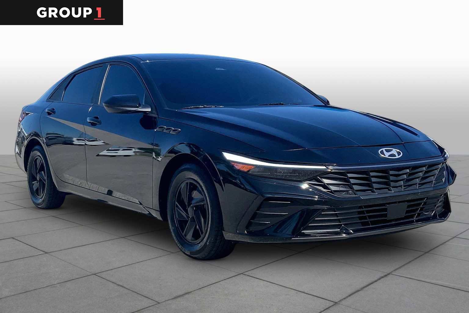 Used 2024 Hyundai Elantra SE