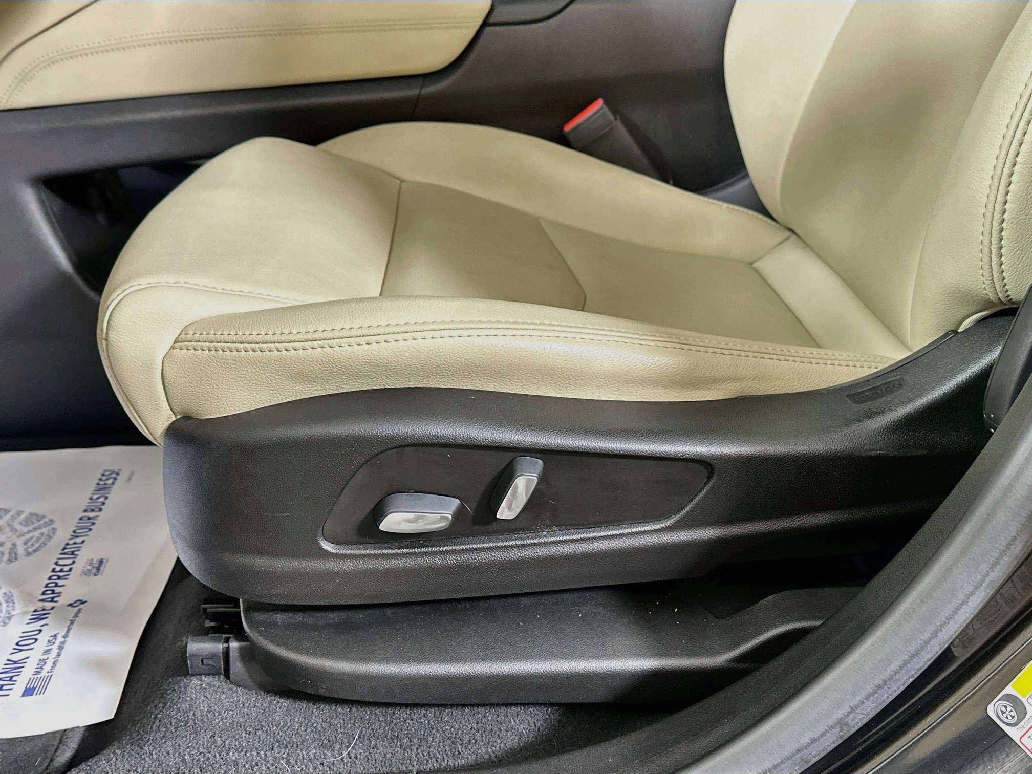 Used 2019 Cadillac XT5 FWD image 19