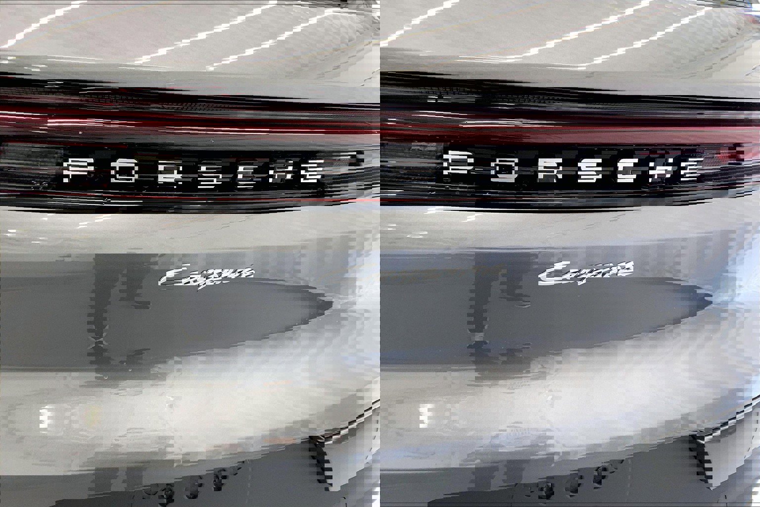 New 2025 Porsche Cayenne image 21