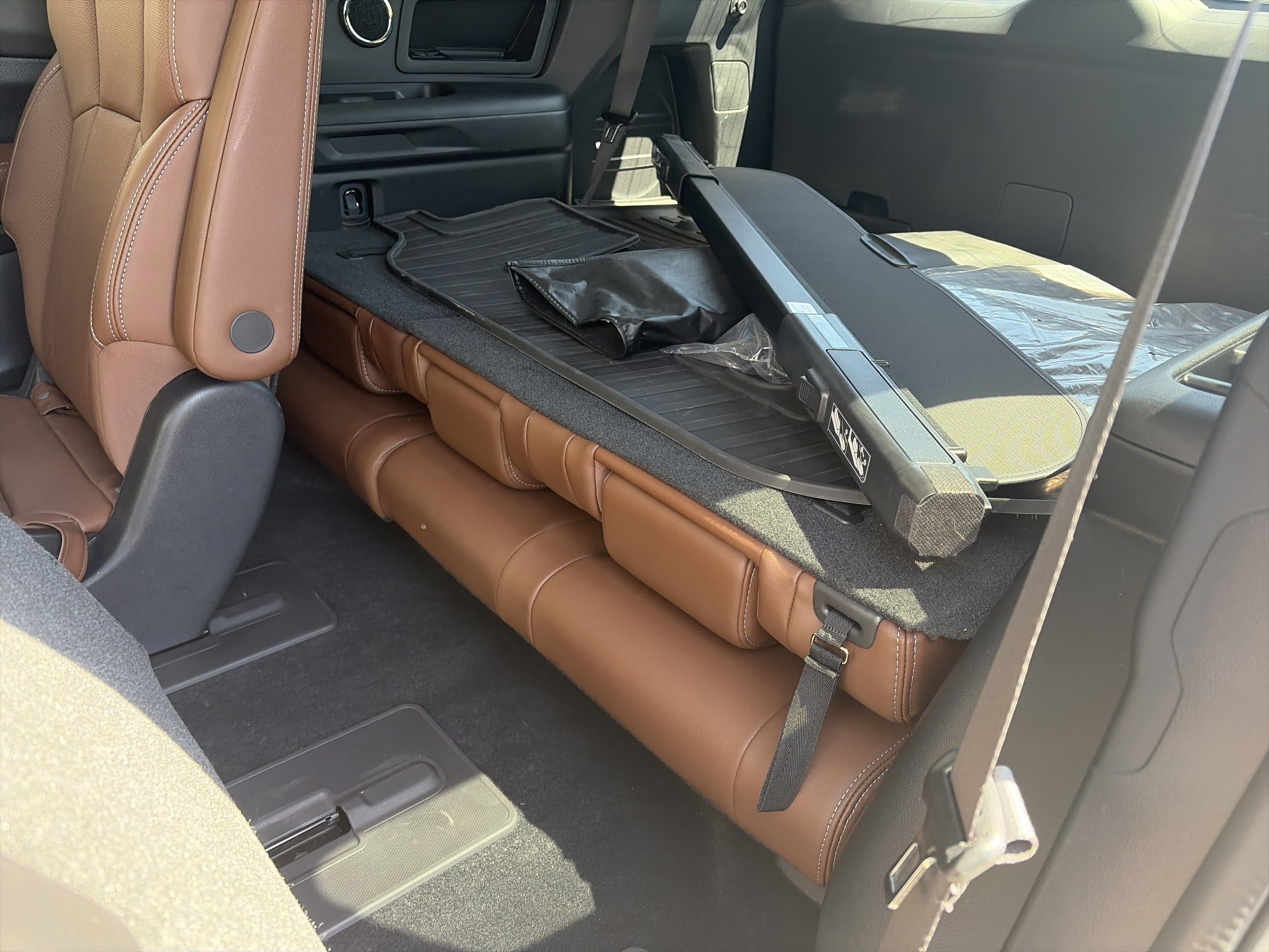 Used 2023 Subaru Ascent Touring AWD/4WD image 25