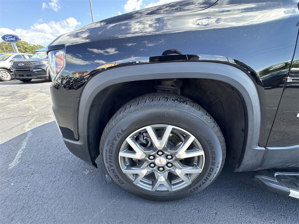 Used 2023 GMC Acadia SLE w/ Driver Convenience Package image 10