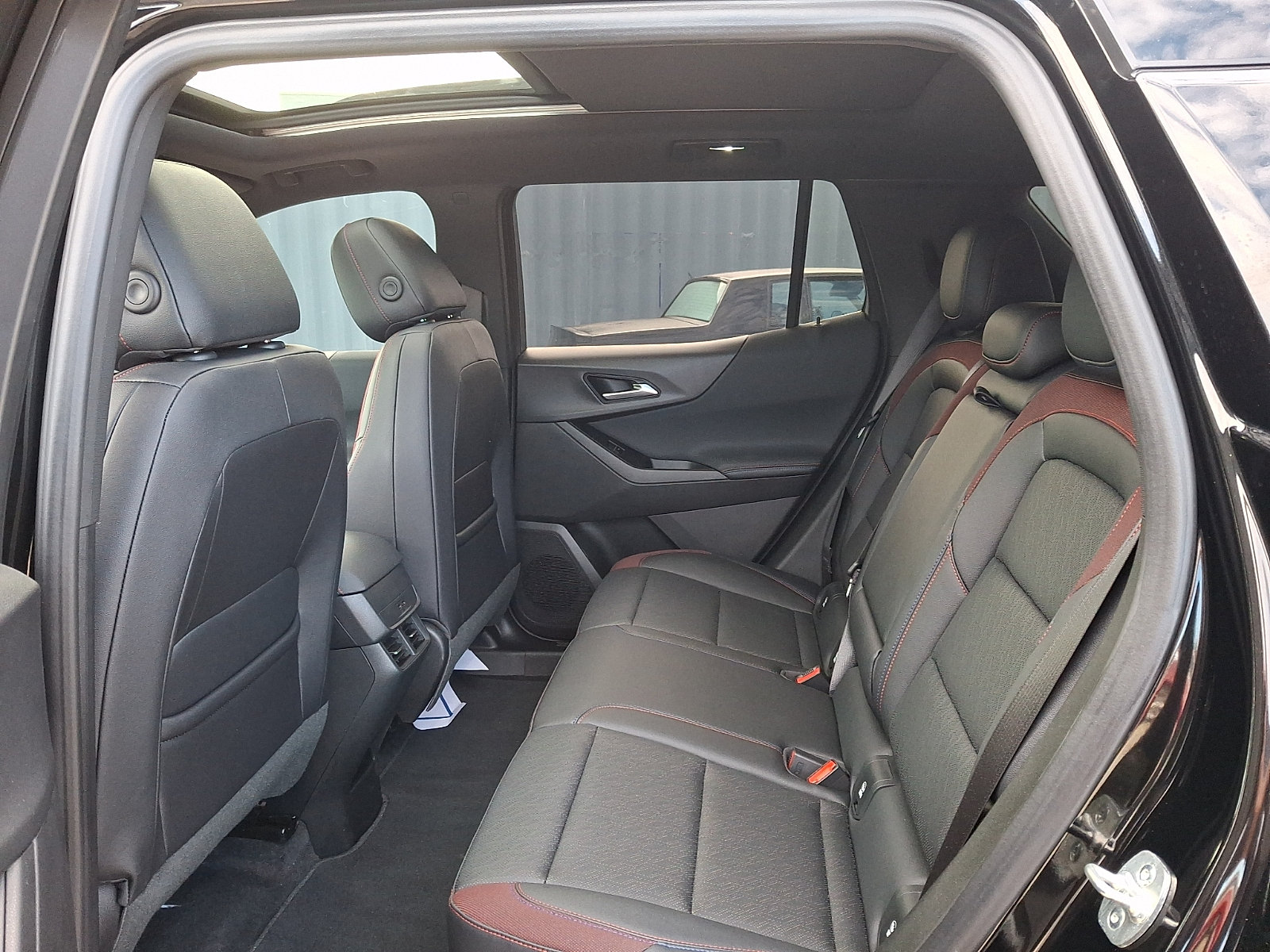 Certified 2026 Chevrolet Equinox RS FWD image 10