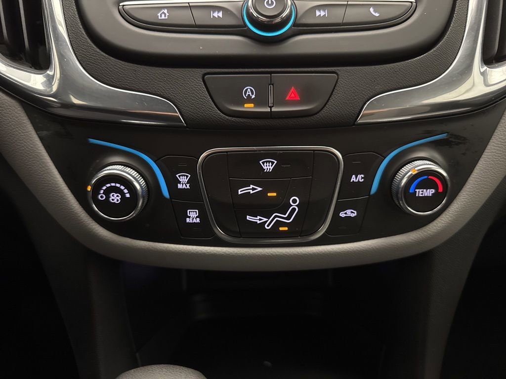 Used 2023 Chevrolet Equinox LS AWD/4WD image 27