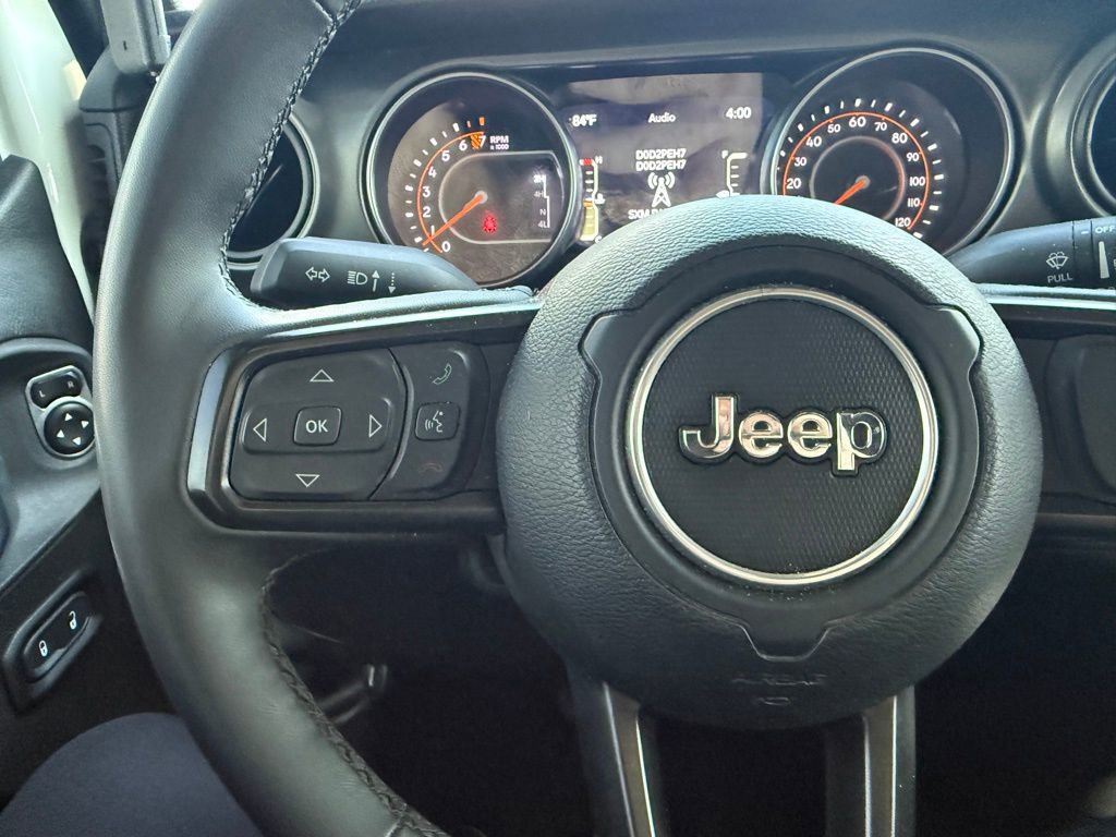 Used 2023 Jeep Gladiator Willys image 12