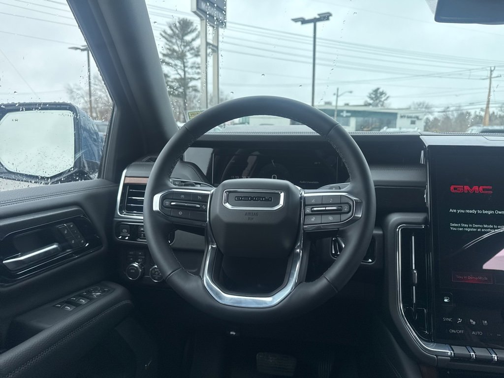 New 2026 GMC Yukon Denali w/ Sun & Power Step Package image 14