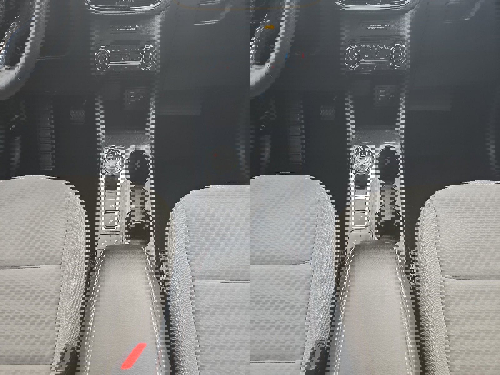 Certified 2022 Ford Escape SE w/ Cold Weather Package image 21