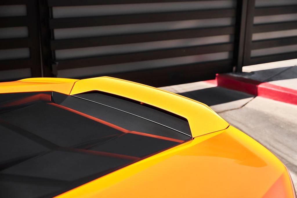 Used 2023 Lamborghini Huracan Sterrato image 14