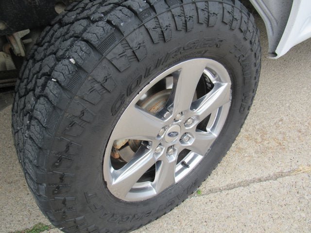 Used 2019 Ford F150 XLT w/ Equipment Group 302A Luxury AWD/4WD image 41