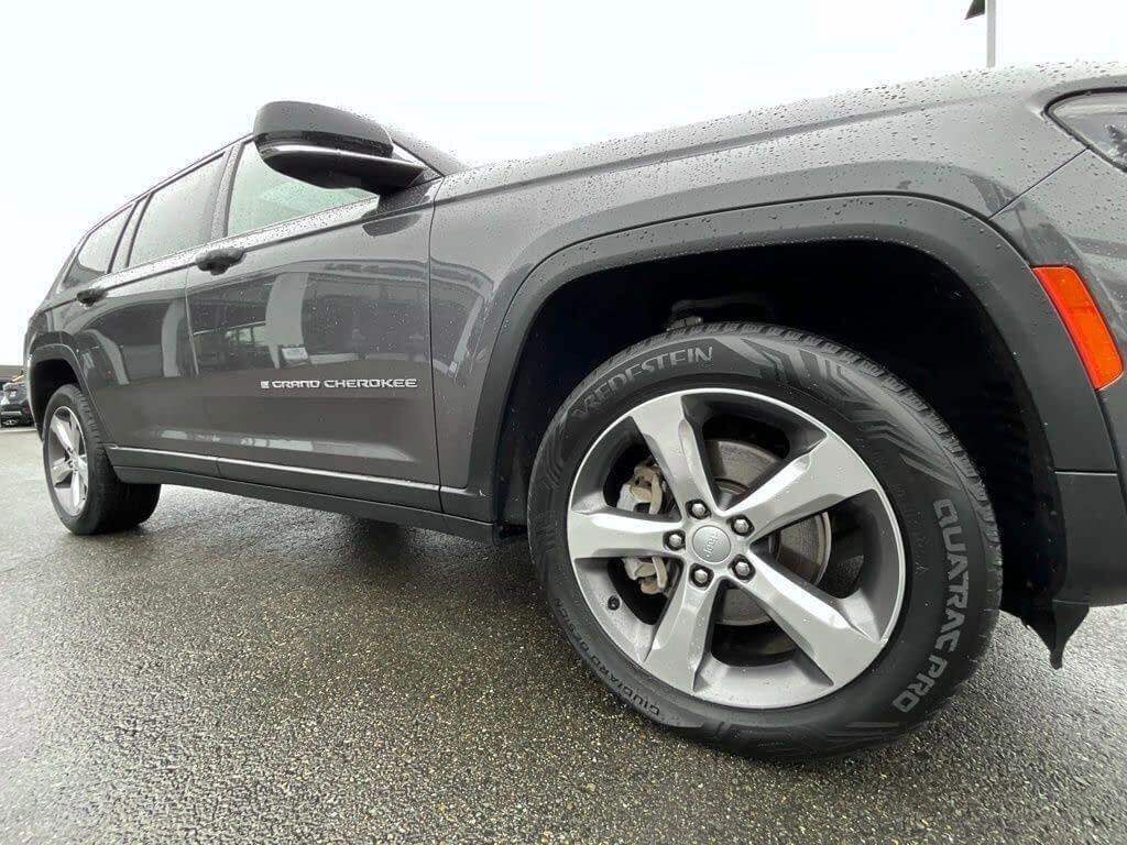 Used 2021 Jeep Grand Cherokee L Limited w/ Trailer Tow Group (B) image 9