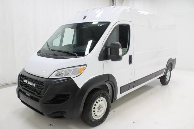 Used 2025 RAM ProMaster 2500 w/ Storage Group image 19