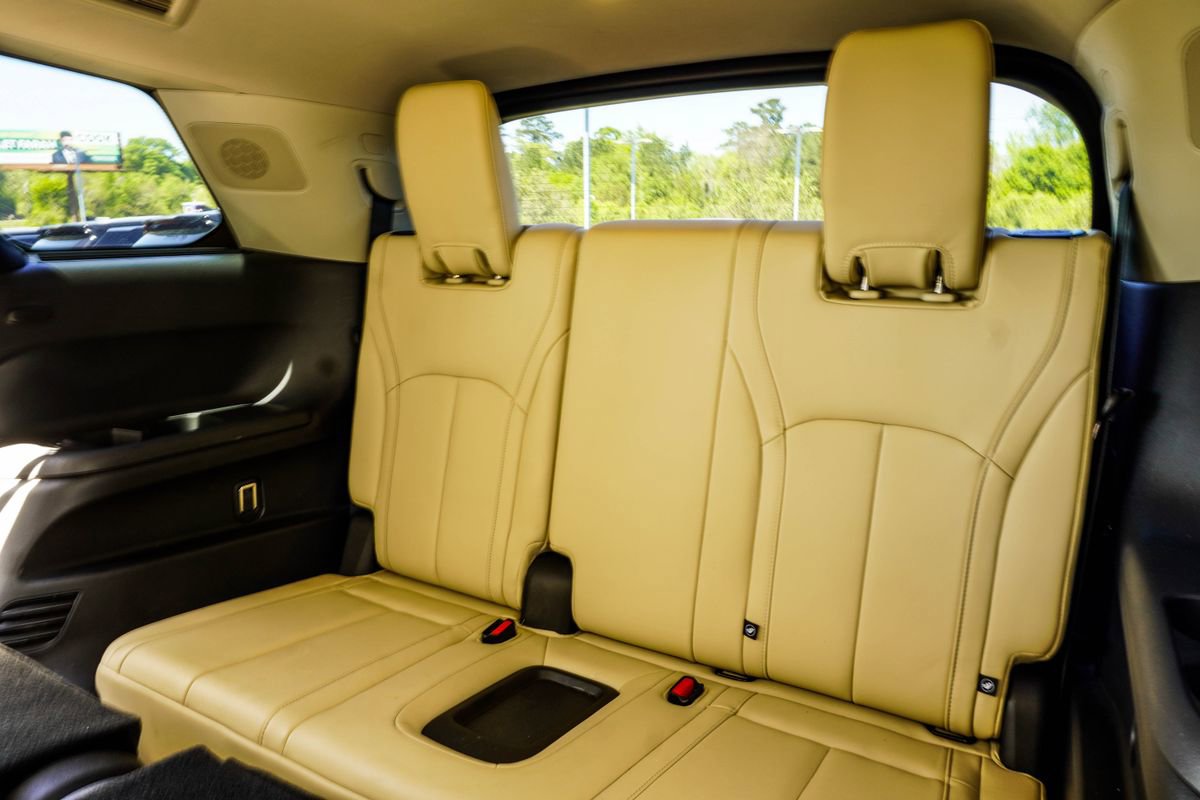 Certified 2023 INFINITI QX60 Sensory w/ Cargo Package image 35