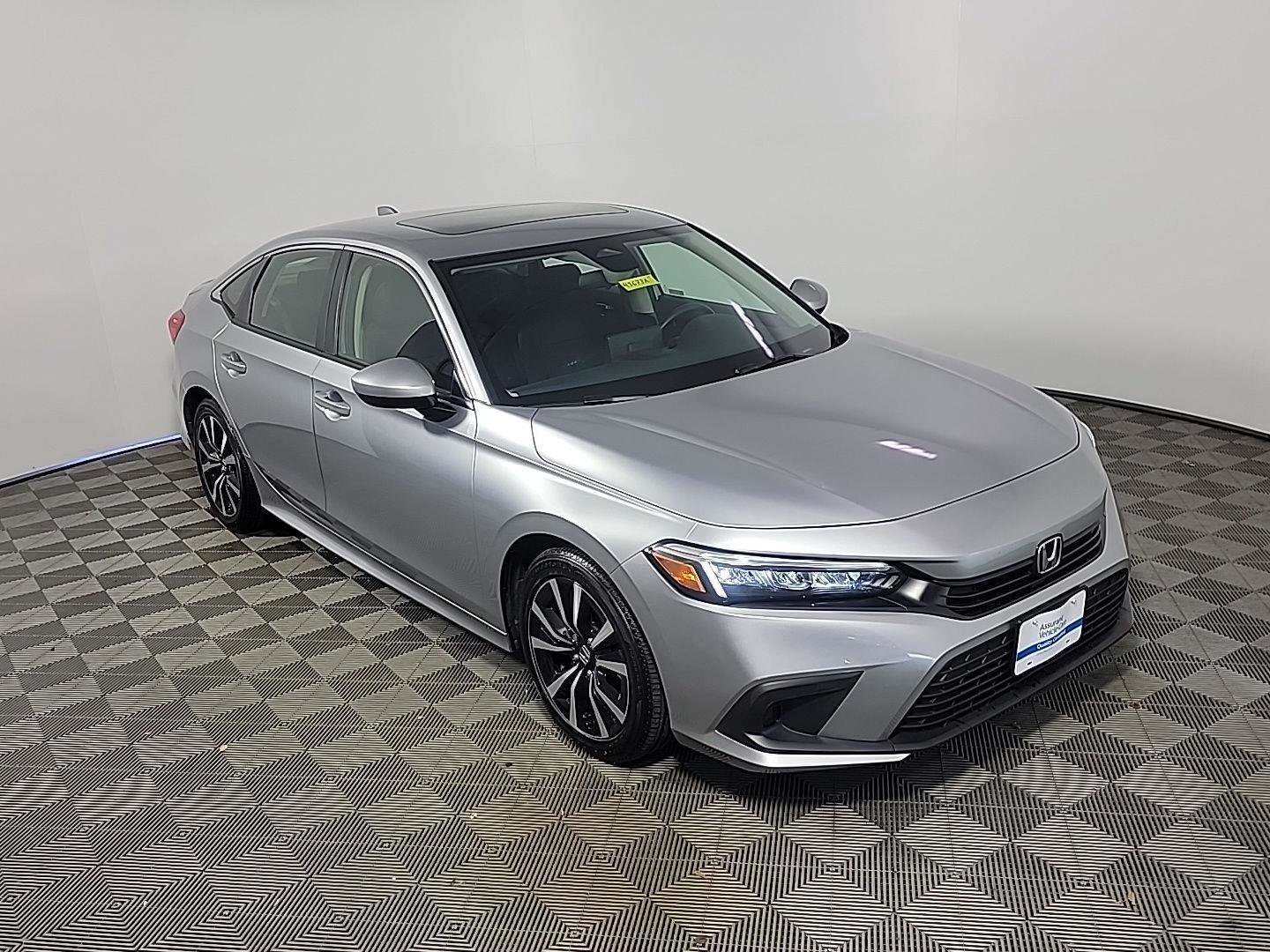 Certified 2024 Honda Civic EX image 2