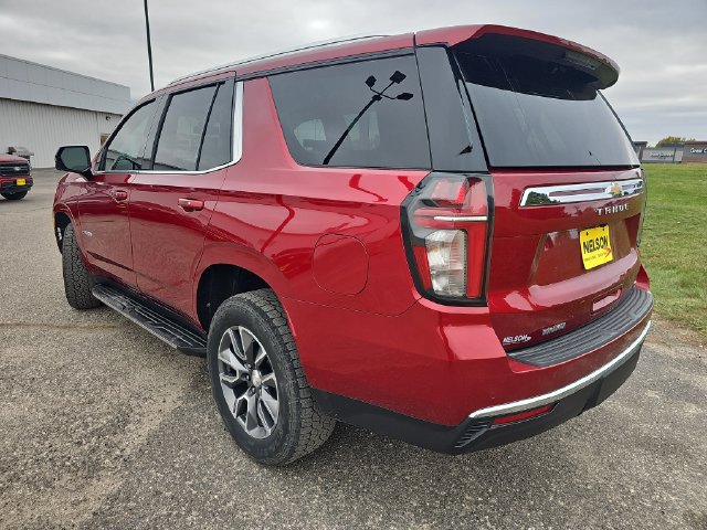 Used 2022 Chevrolet Tahoe LT w/ Luxury Package AWD/4WD image 3