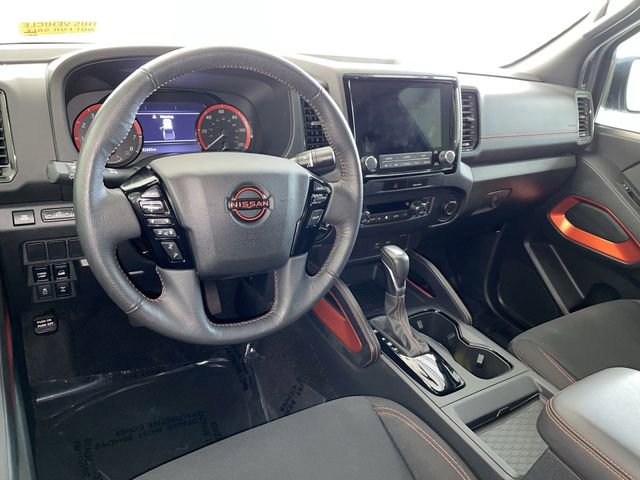 Used 2022 Nissan Frontier PRO-4X image 17