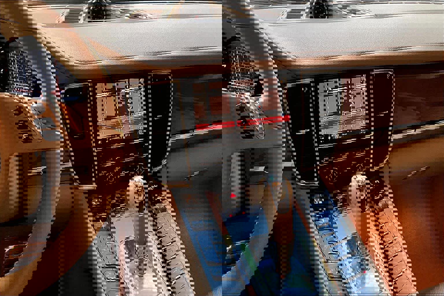 Used 2014 Porsche Panamera image 6