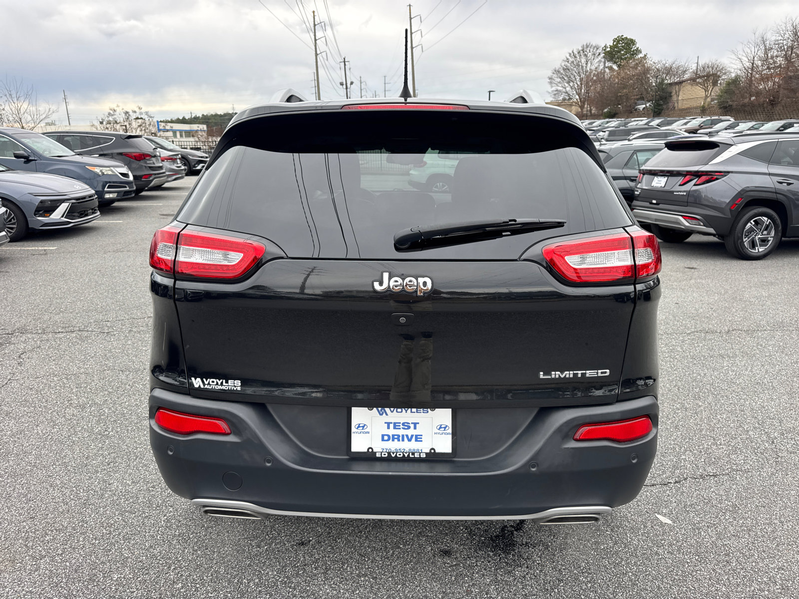 Used 2016 Jeep Cherokee Limited w/ Technology Group image 6