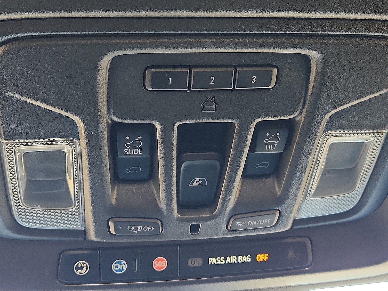 Used 2024 GMC Sierra 1500 AT4 w/ Technology Package image 22