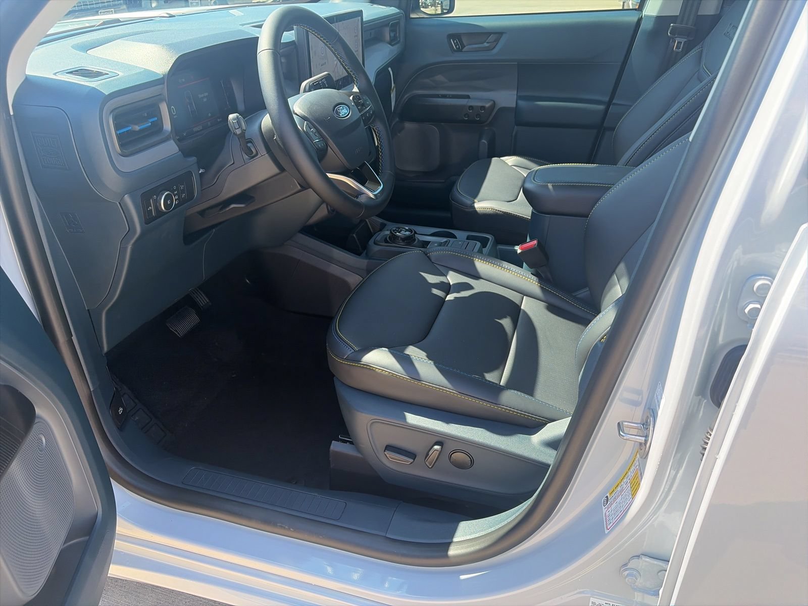 New 2026 Ford Maverick Lobo AWD/4WD image 12